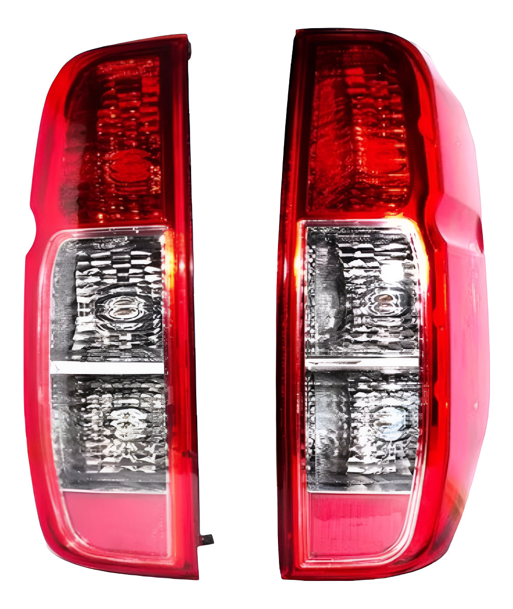 Farol Trasero Izq Y Der Navara 2.5 2007-2013 ( El Par)