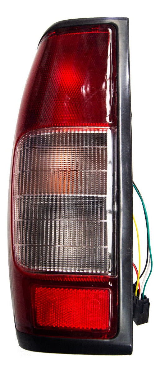 Farol Trasero Izquierdo Terrano D22x 2.5 2009-2015